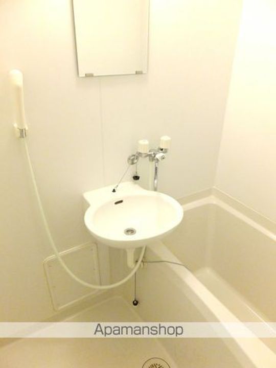 レオパレスPORT TOWNの風呂