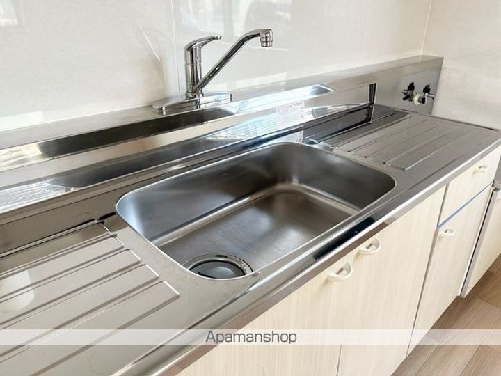 メゾン神照103の内装