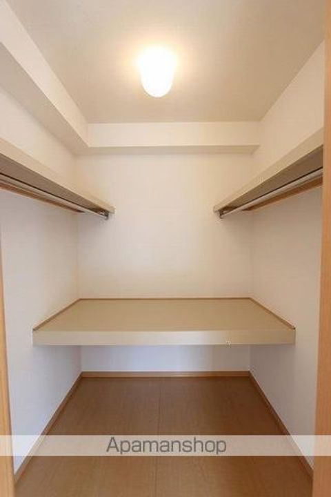 T’Sスクエアの内装