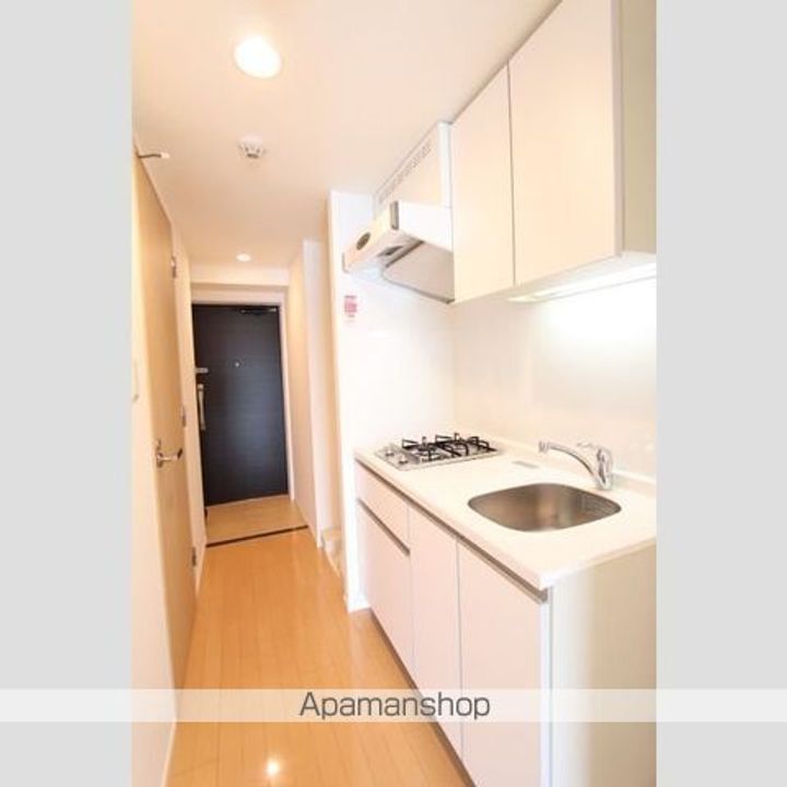 神奈川県横浜市鶴見区鶴見中央4丁目の賃貸マンション214のキッチン