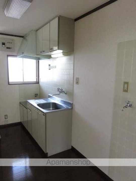 ニュータウンヒルズアザレア201のキッチン