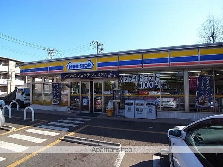 レオパレスグランシャリオの周辺