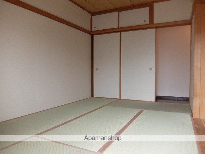 グレイスシティの内装