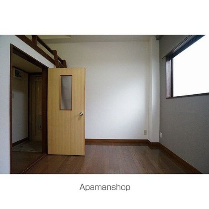 神奈川県川崎市多摩区三田1丁目の賃貸マンションの内装