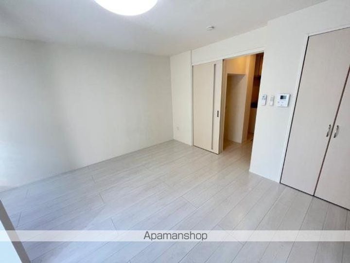 L I N K(リンク)の内装