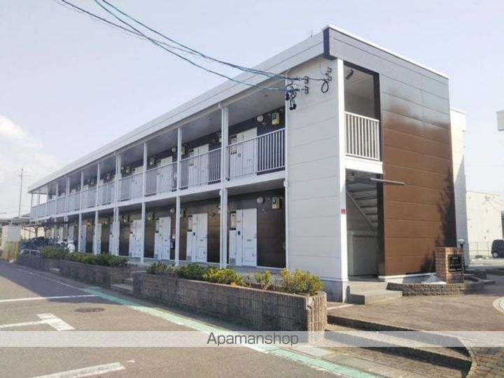 愛知県小牧市小牧原2丁目の賃貸アパートの外観