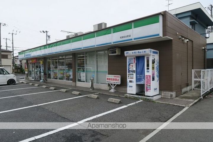 エミーユI202の周辺