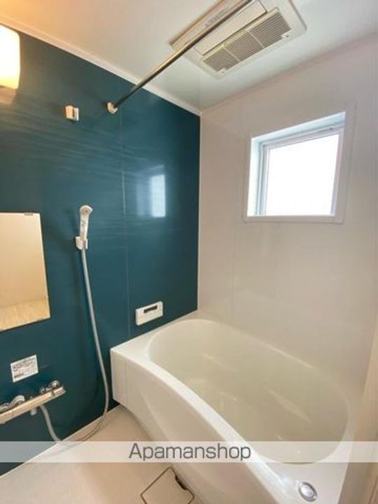 香川県高松市旅篭町の賃貸マンションの風呂