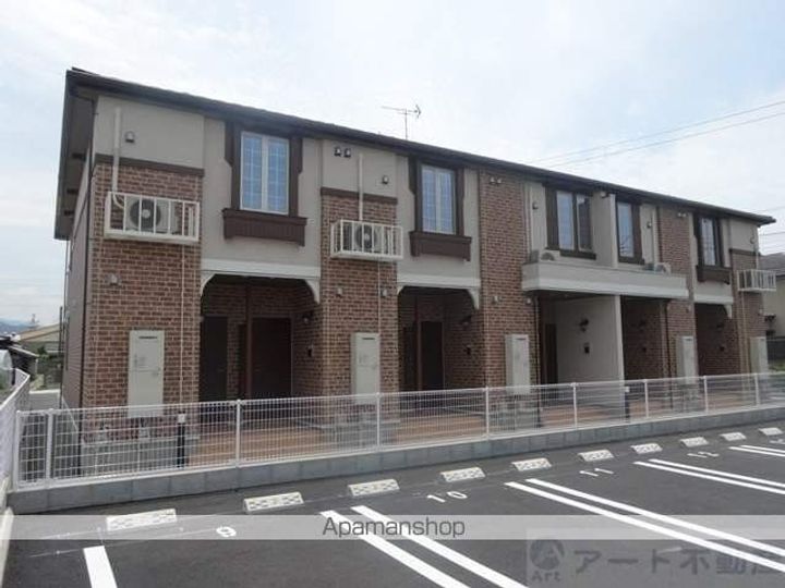 愛媛県伊予市下吾川の賃貸アパート106の外観