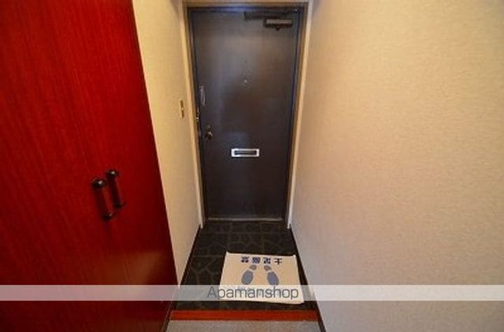 ライオンズマンション本町第二204の玄関