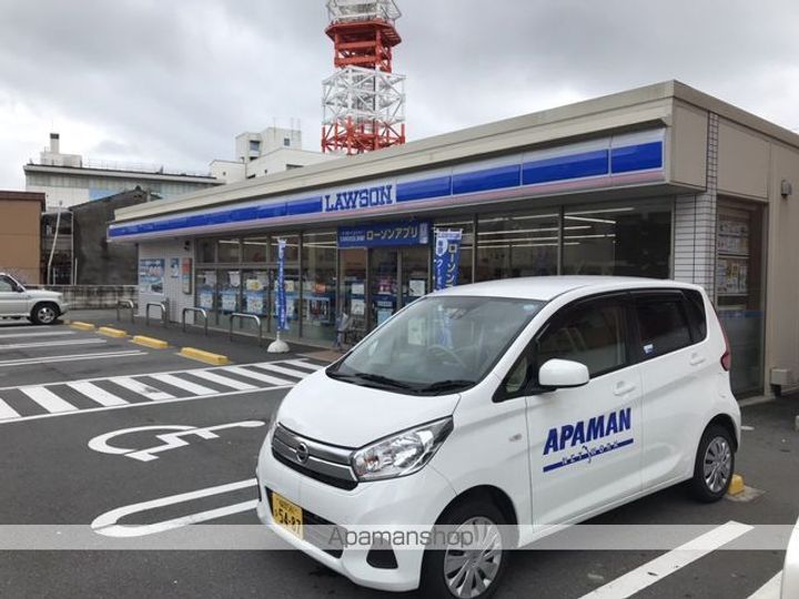 ハウスビューティフル・モアの周辺