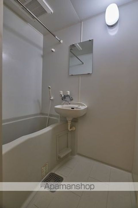 レオパレスプレシオッサの風呂