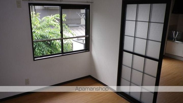 モンシャトー可児C202の居間