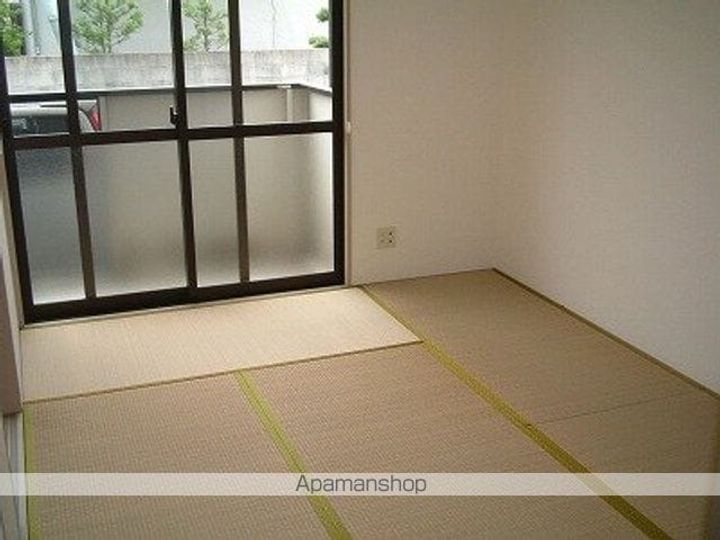 セジュールMGⅢの居間