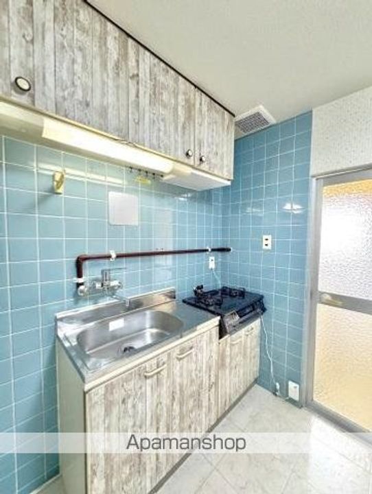 香川県高松市太田下町の賃貸アパートのキッチン