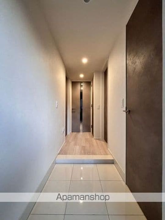 八王子レジデンスの玄関