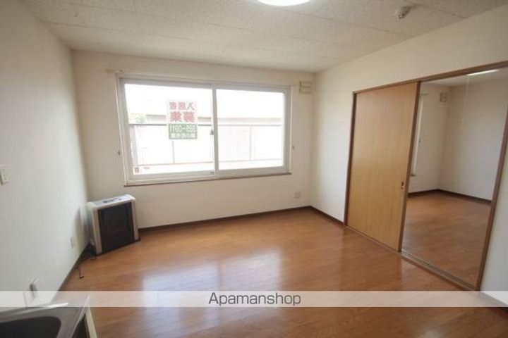 ブロックオブフラッツ103の居間