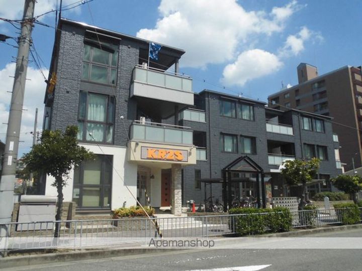 オーガスタ・スクウェアの外観