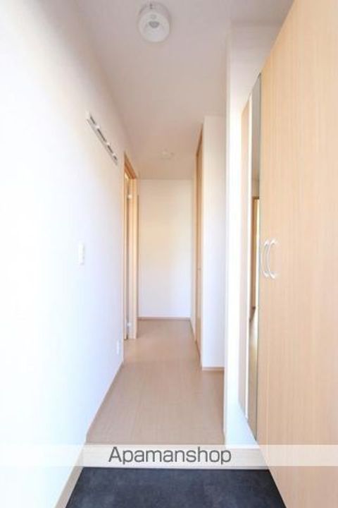 クレールC102の玄関