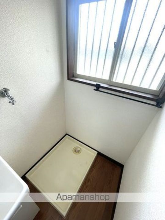 アドホックメゾンの内装