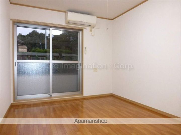 ハイツ晴斗Ⅷの居間