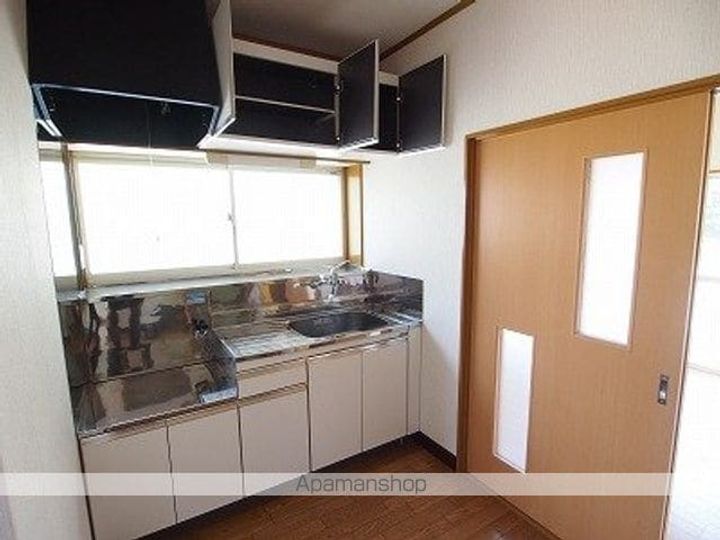 二条鹿島コーポのキッチン
