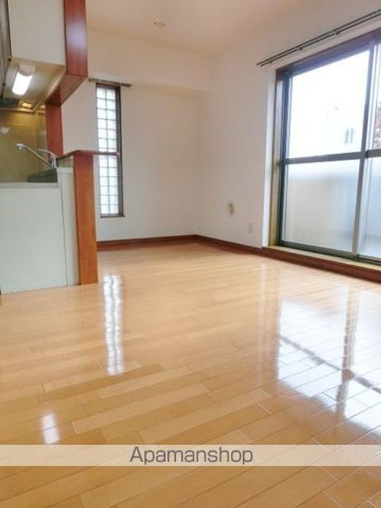 ヒラソールの内装