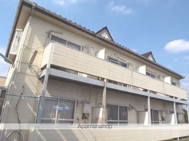 サンパレス只上の外観