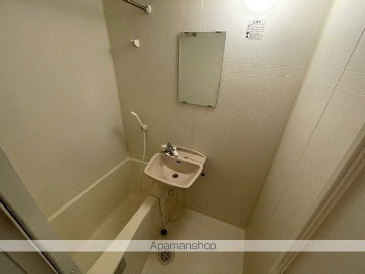 レオパレストリアノン武田の風呂