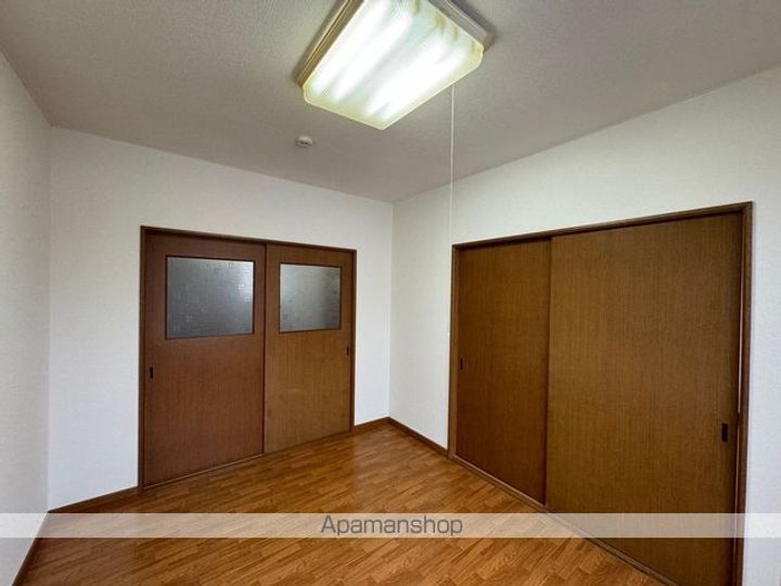 5条レジデンスB202の内装