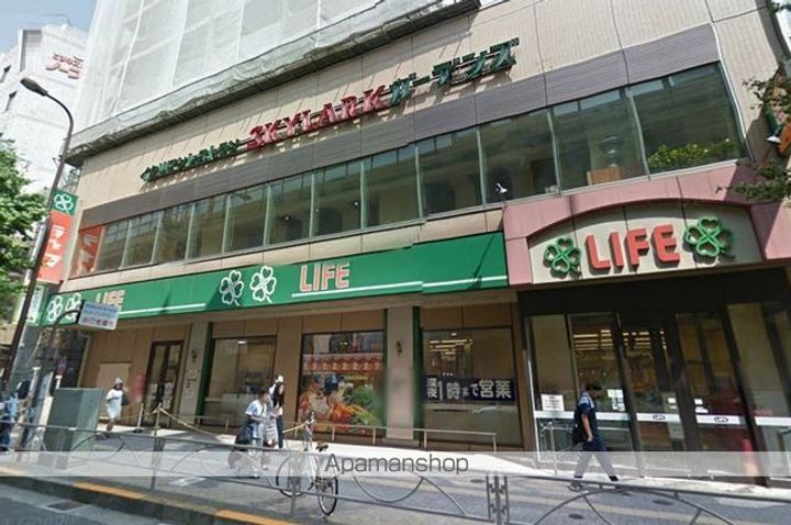 ブルークレール・Kの周辺