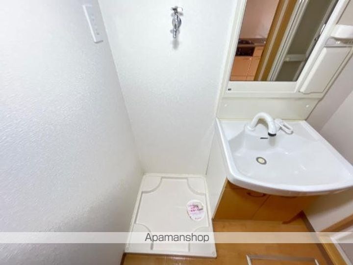 岐阜県美濃加茂市新池町2丁目の賃貸アパート102の内装