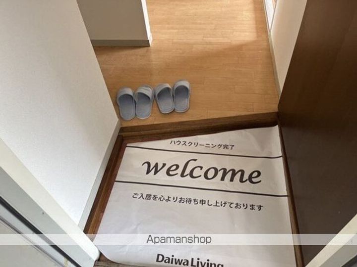 ルミエール22 C棟の玄関