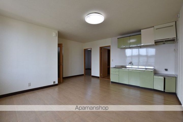 コーポサンフラワー3の居間