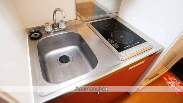 大阪府堺市堺区楠町2丁の賃貸マンションのキッチン