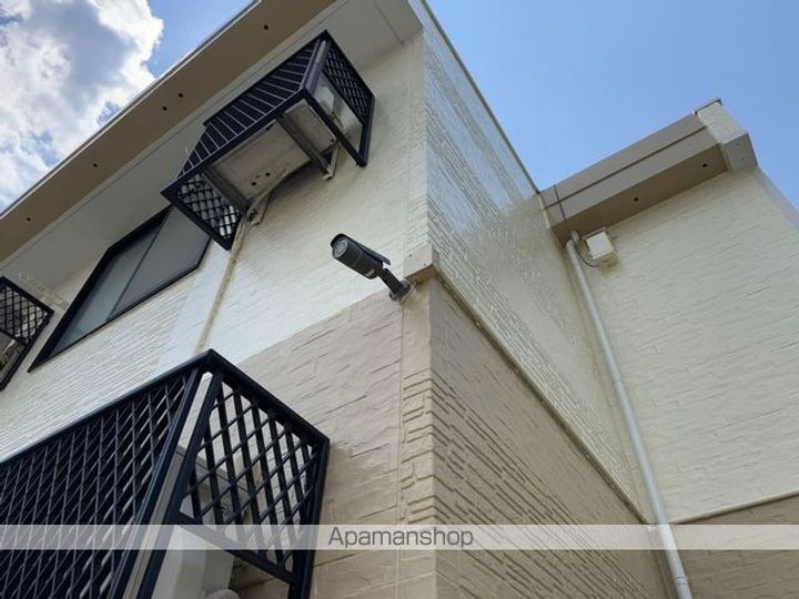 レオパレスラ レザン104の外観