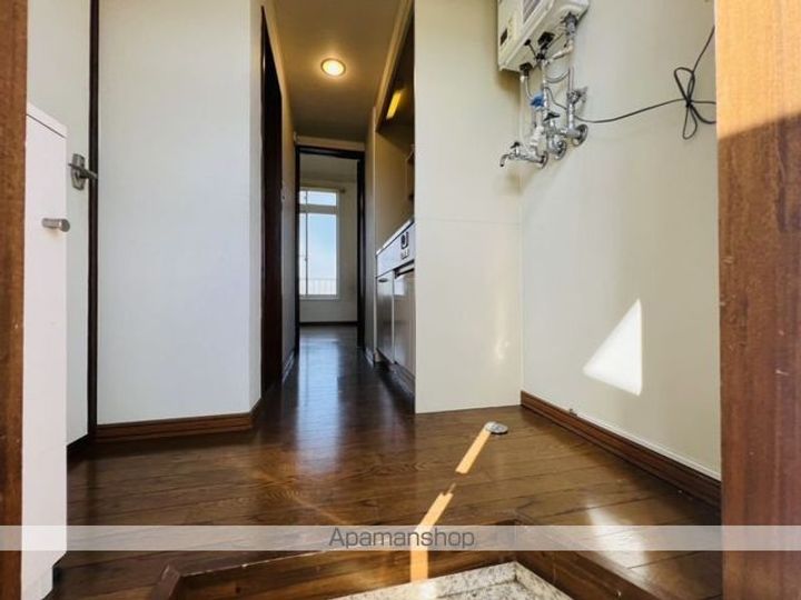 セブンスコート美原(セブンスコートミハラ)2-Aの玄関