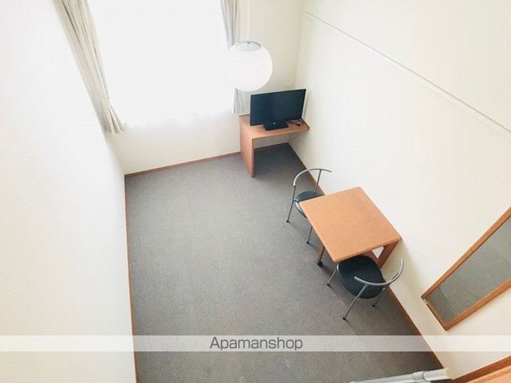 レオパレスドエルの居間