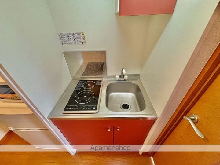 レオパレスコートフェリーク108のキッチン