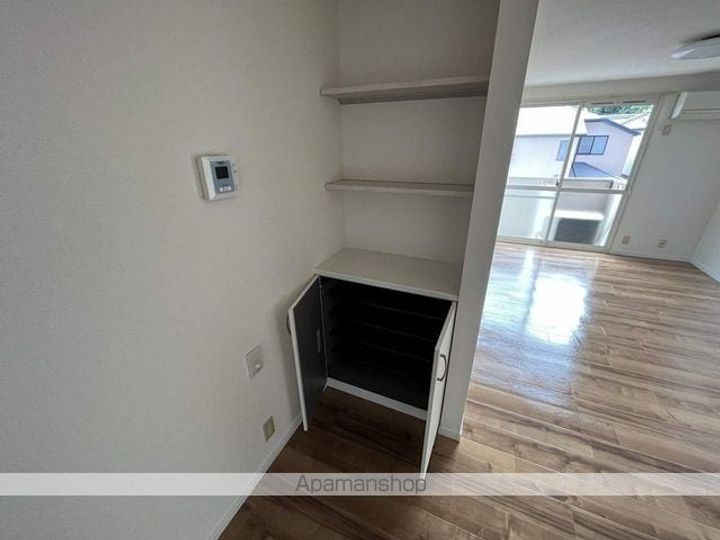 ブランニュー白山の内装