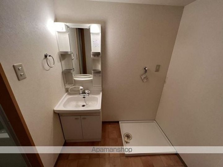 滋賀県蒲生郡日野町中道1丁目の賃貸マンションのその他画像