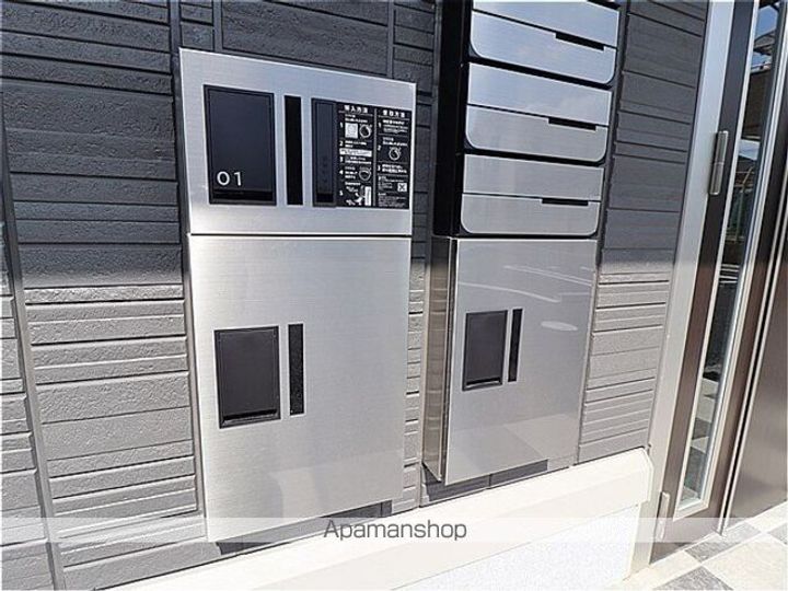 CLOCHETTE KAWAWADA A棟の内装