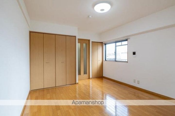 香川県高松市木太町の賃貸マンションの居間