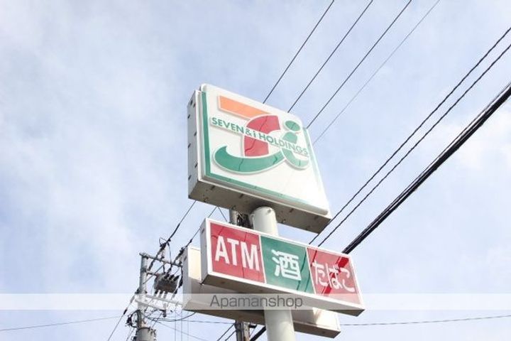 ブロックオブフラッツ103の周辺