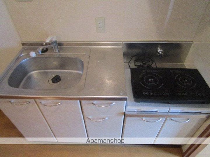 東京都杉並区松ノ木2丁目の賃貸マンションのキッチン