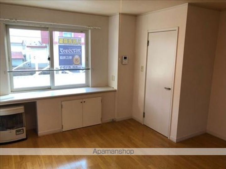 ヘーザ201の居間