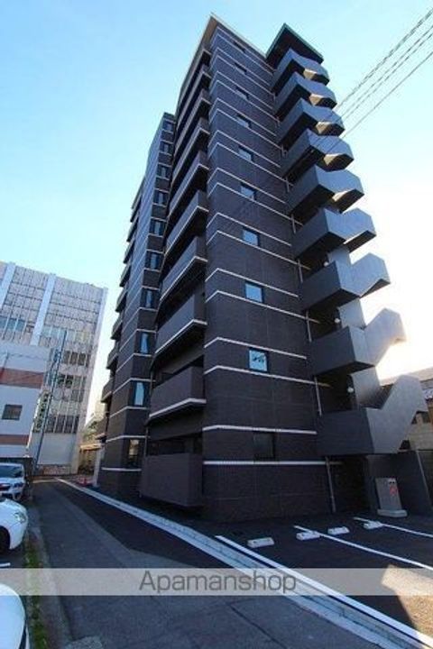 香川県高松市中野町の賃貸マンションの外観