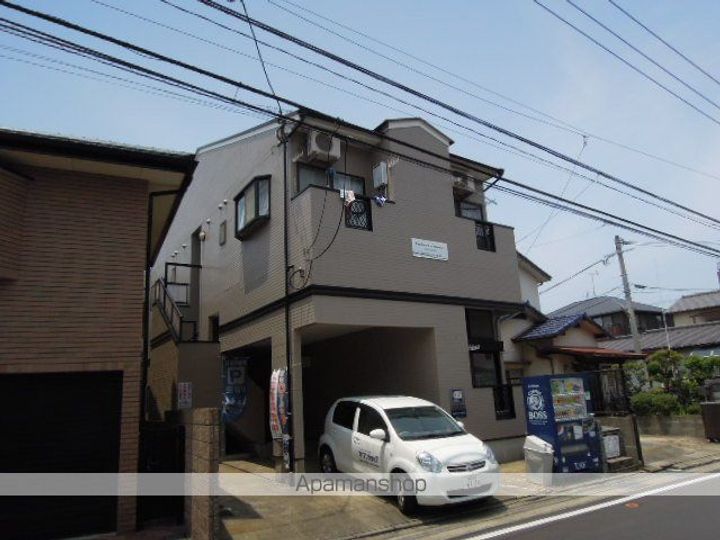 カビネダムール唐原101の外観