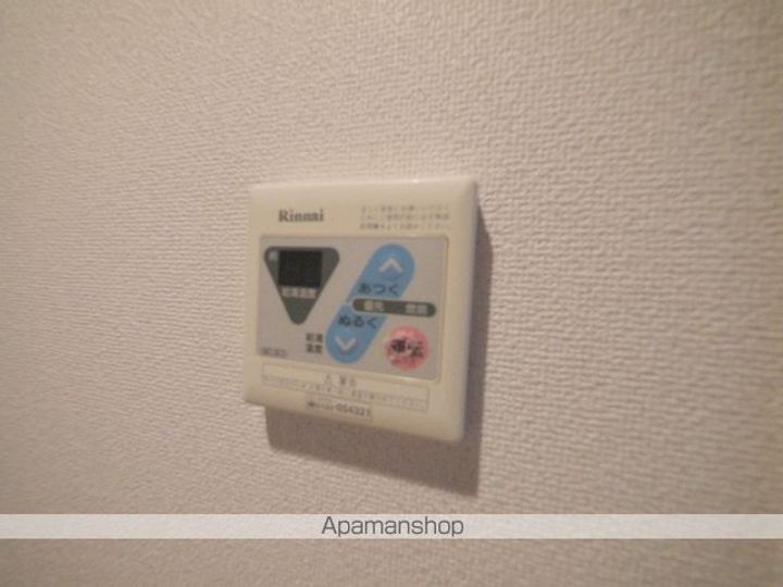 愛知県名古屋市千種区千種2丁目の賃貸アパートの内装