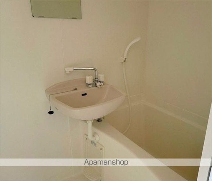 レオパレス三郷中央 清の風呂